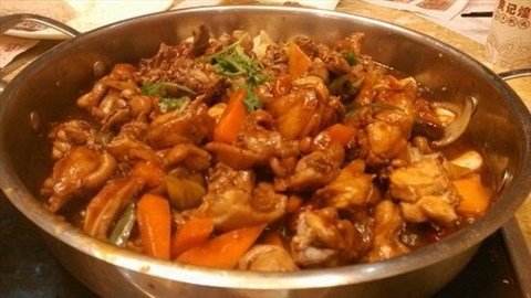 黄记煌三汁焖鸡做法_三汁焖锅鸡做法_三汁焖锅酱汁_三汁焖鸡的做法