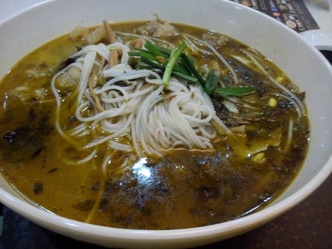 二两三两火锅米线