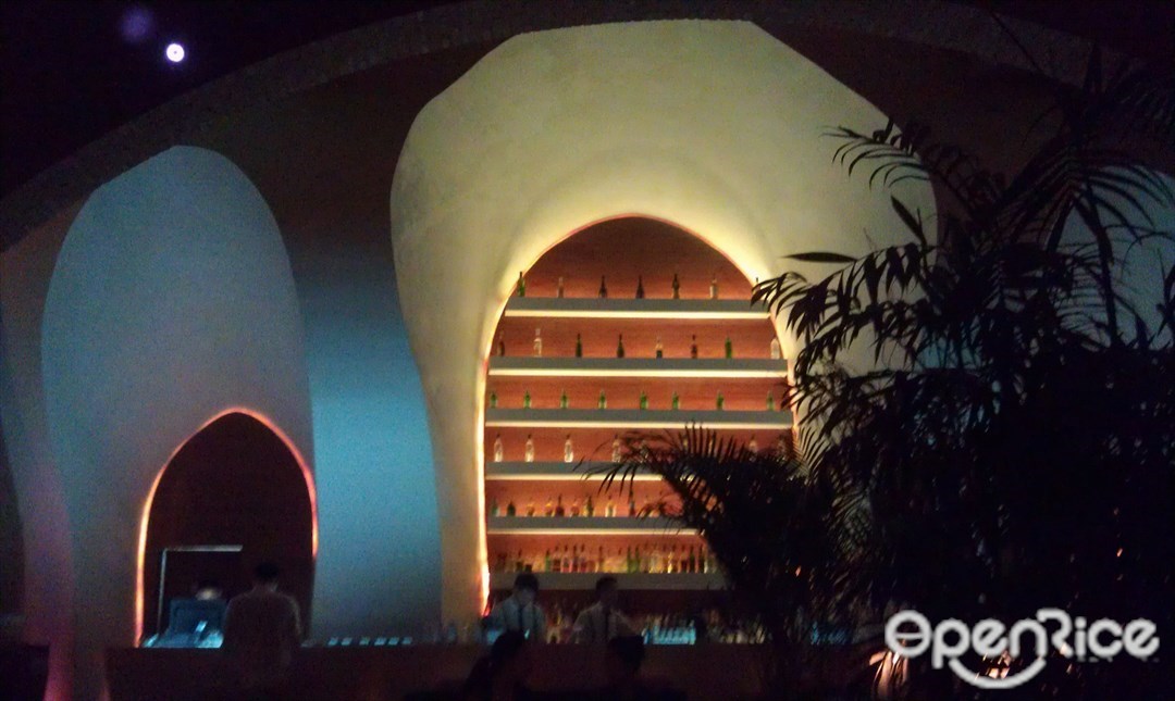 D Lounge