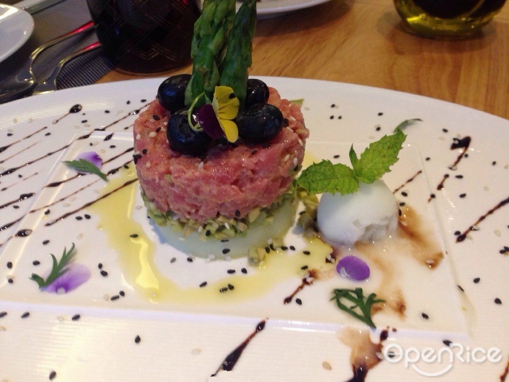 Tavola Italian Dining