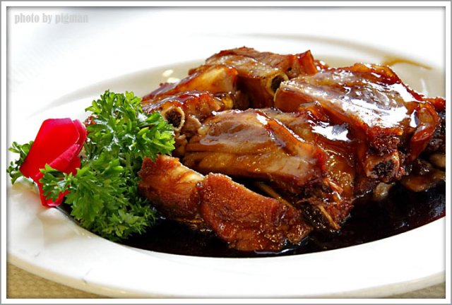 生抽汁排骨