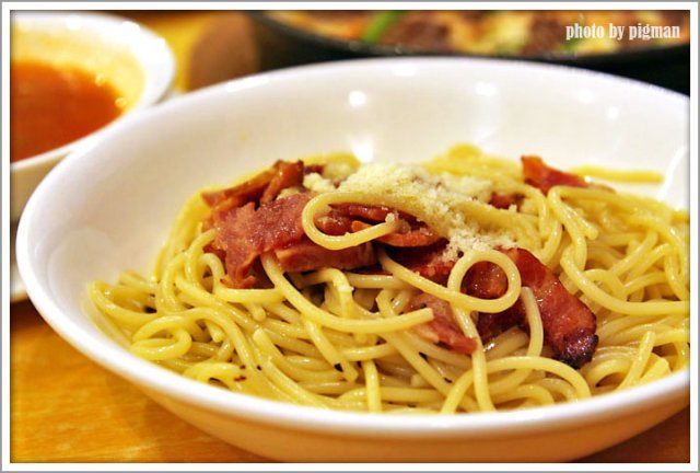 罗马风味奶酪培根面