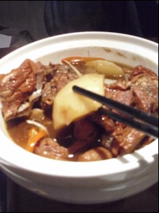 红焖黑山羊(萝卜,酥酥的)