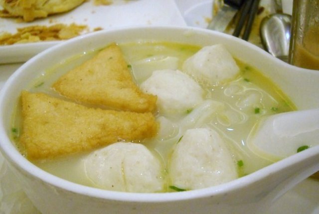 鱼蛋粉 ￥29 料很新鲜 汤头很正点