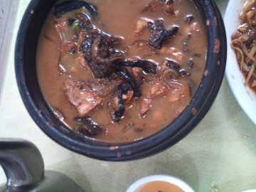 小鸡炖蘑菇