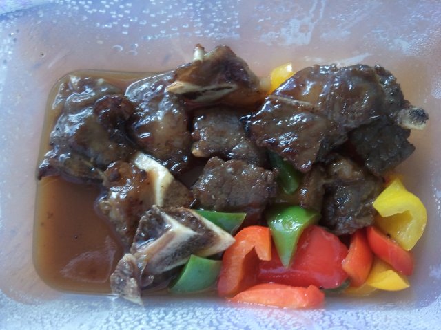 牛仔骨头很入味