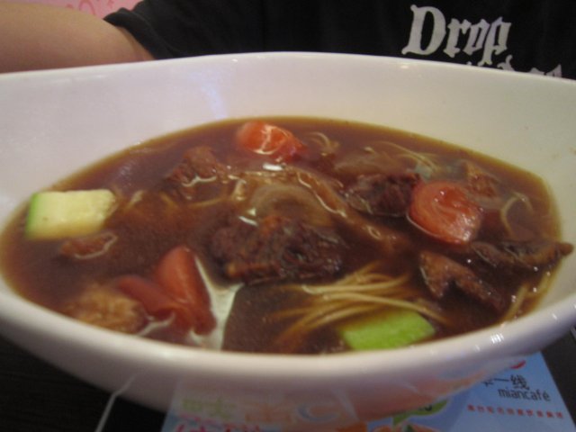 红酒牛肉日式拉面