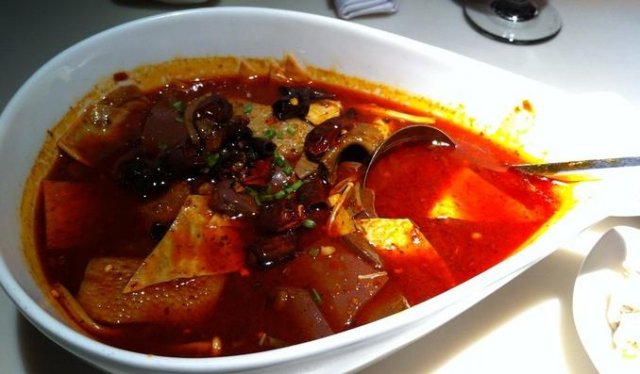 毛血旺