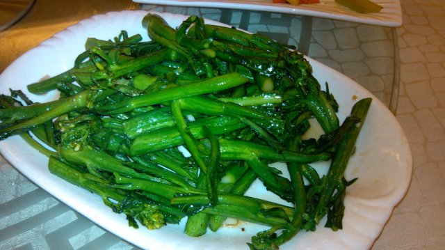 青菜炒得很有锅气