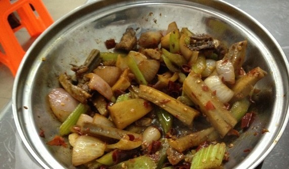 干锅鸡都是菜