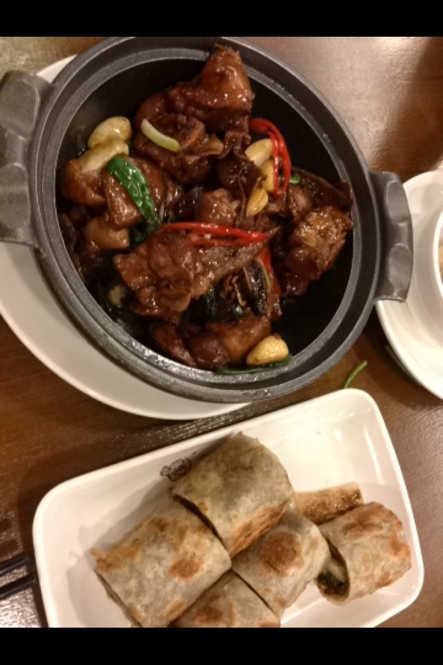 三杯鸡和牛肉卷