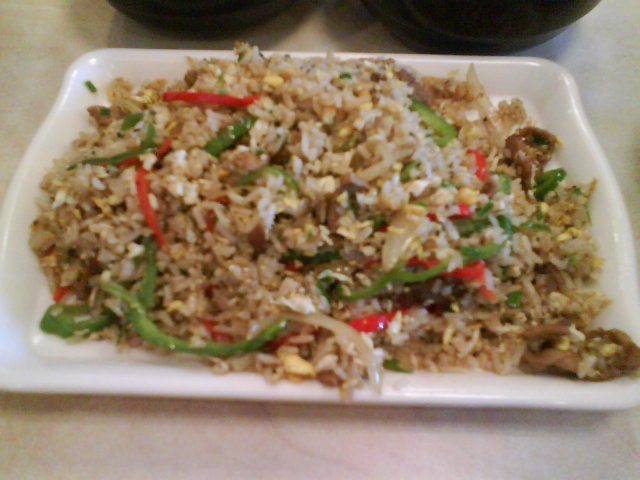 黑椒牛肉炒饭