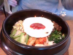 牛肉石锅拌饭