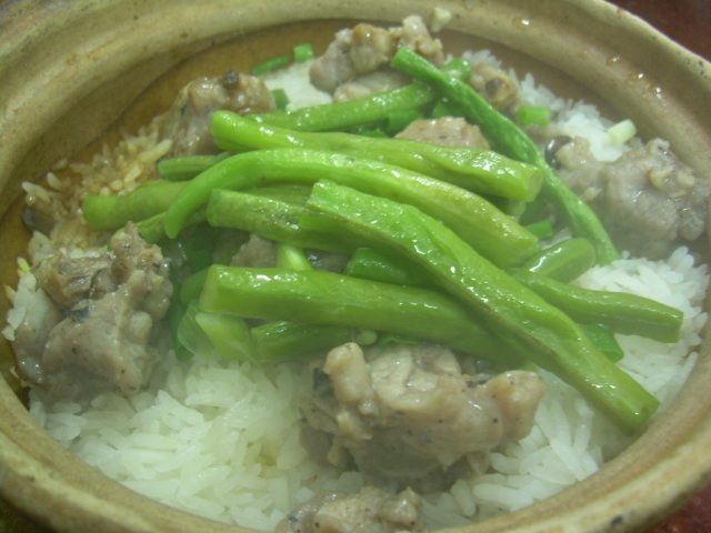 排骨煲仔饭