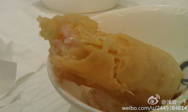 香脆可口的鲜虾腐皮卷