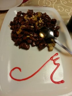 鹅肝牛柳粒