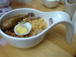 鸡腿卤面