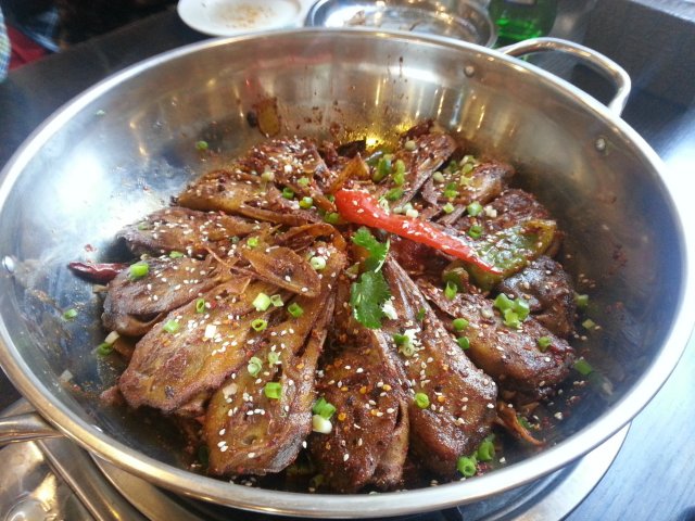 干锅辣鸭头