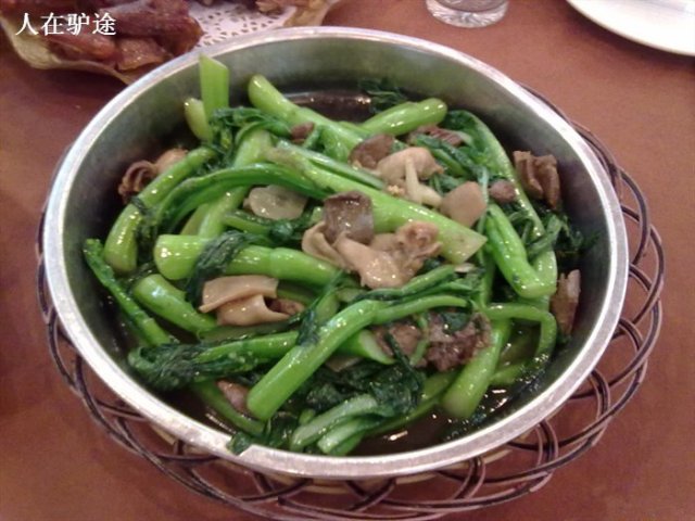 鸡杂炒菜心