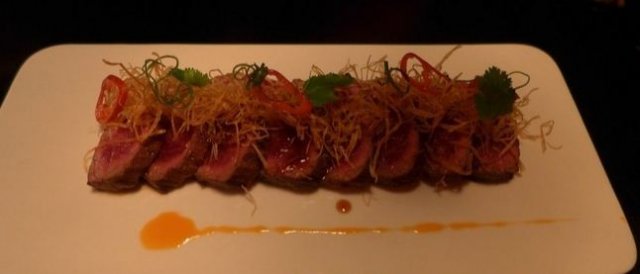 日式温热和牛肉与脆香京葱