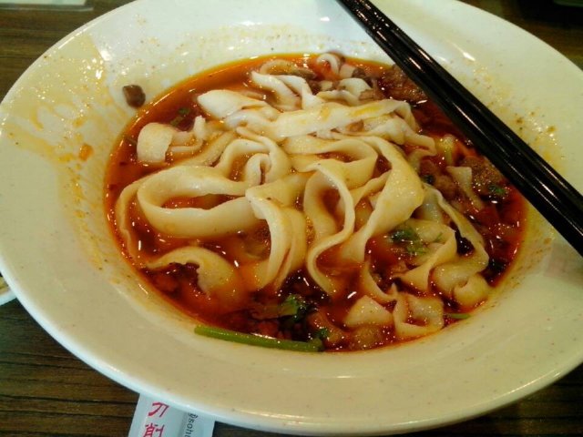 传统刀削面