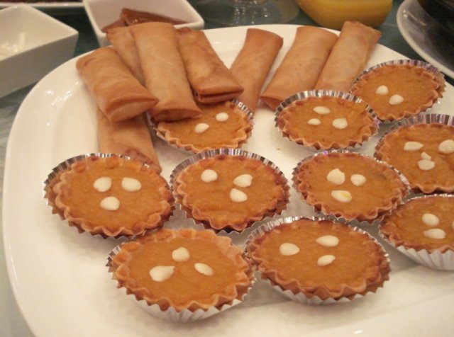 三丝春卷和杏香红薯饼