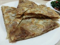 肉饼一份 肉肉还是很多滴~还挺好吃的