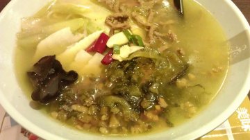 酸菜牛肉米线