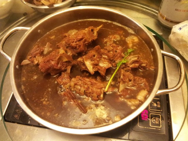 浓汤羊蝎子