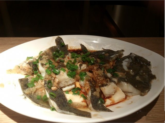 冬菜豆腐蒸多宝鱼 