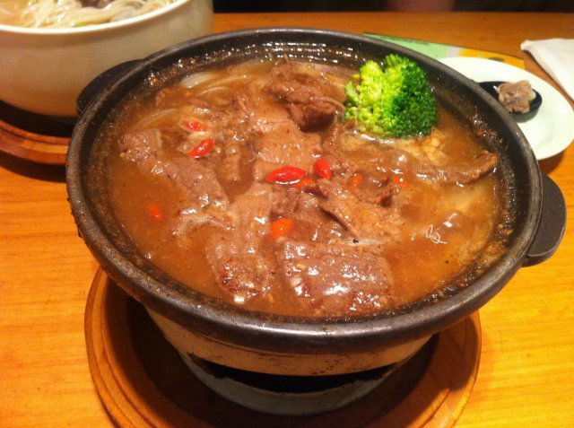 沙爹牛肉煲