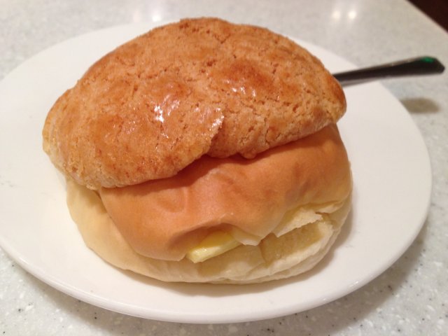 菠萝包