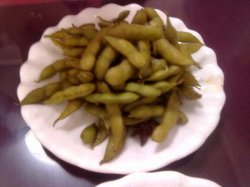 煮毛豆