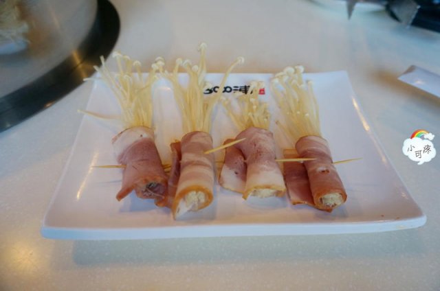 培根金针菇卷