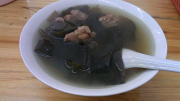 海带排骨汤