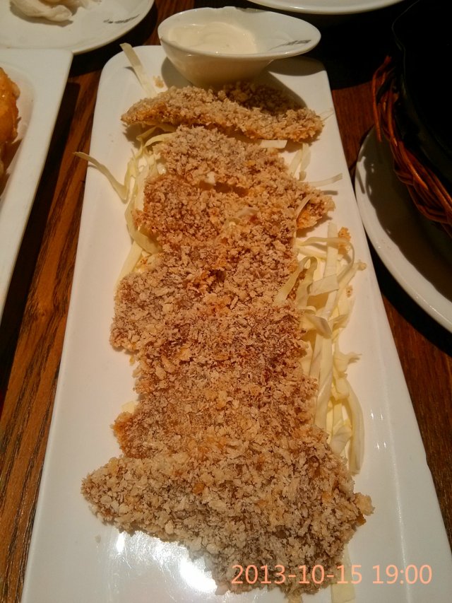 雪花酥皮牛柳拌沙拉
