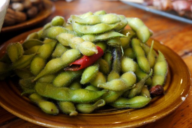 煮毛豆