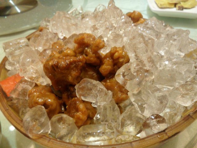 招牌冰镇生炒骨