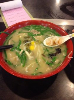 陶源风味过桥米线
