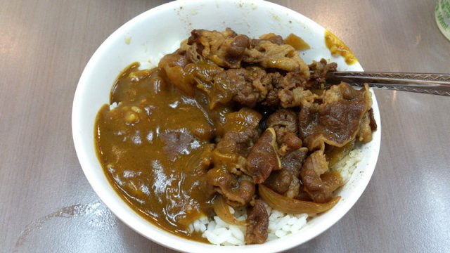咖喱肥牛饭