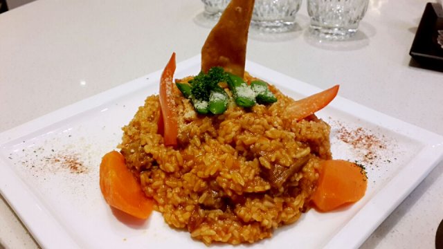 匈牙利红酒牛肉燉饭