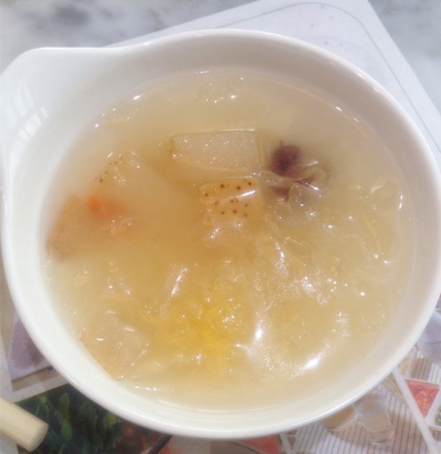 银耳羹