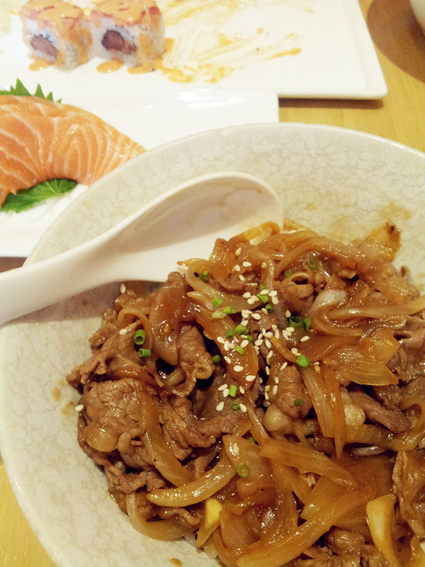 牛肉饭