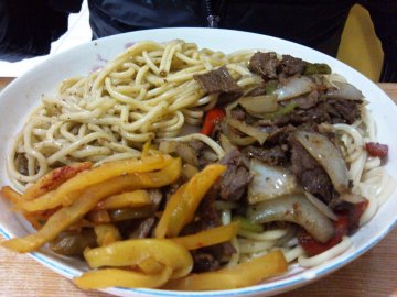 牛肉拌面