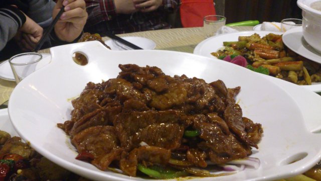 干锅蒙古牛肉