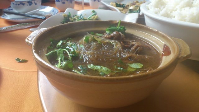 黄牛粉丝煲