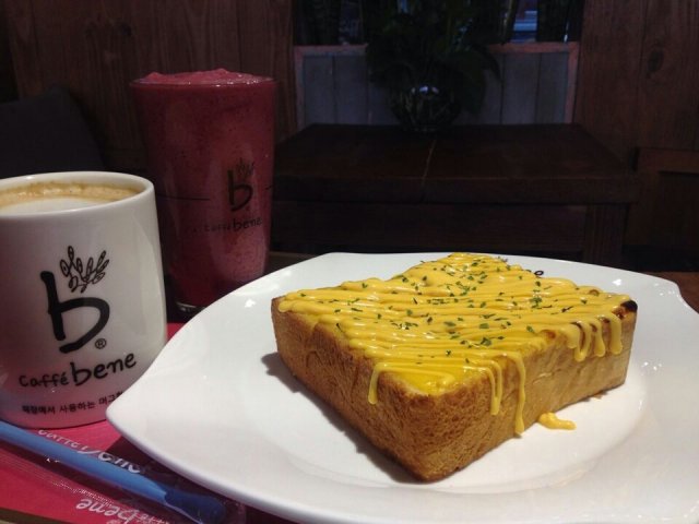 肉桂焦糖面包