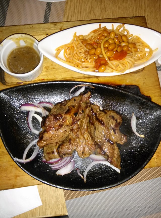 铁板凯撒肉眼扒