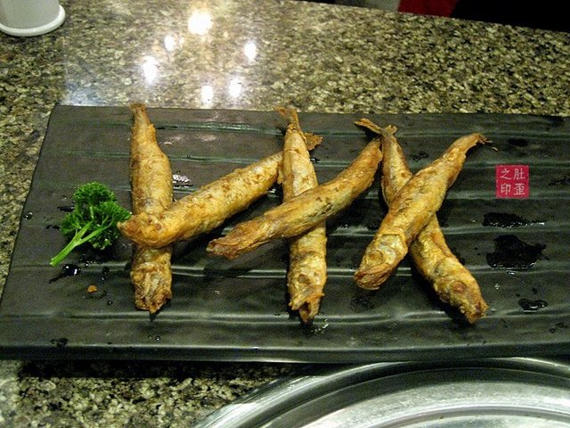 烤多春鱼
