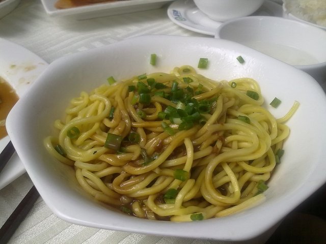 热干面